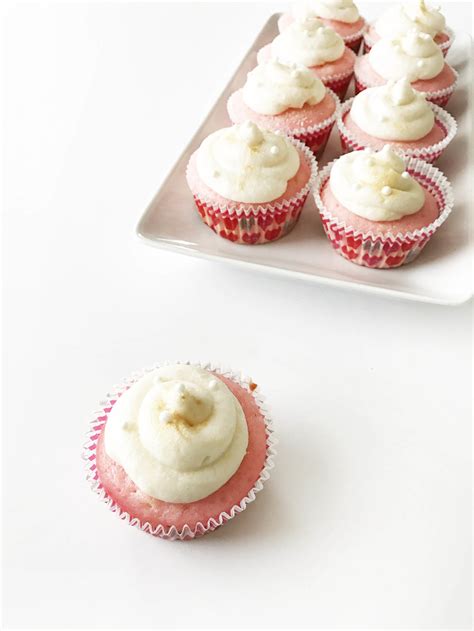 skinny-pink-champagne-cupcakes-the-skinny-fork image