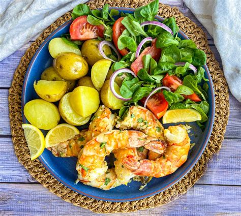 easy-baked-colossal-shrimp-with-lemon-garlic image