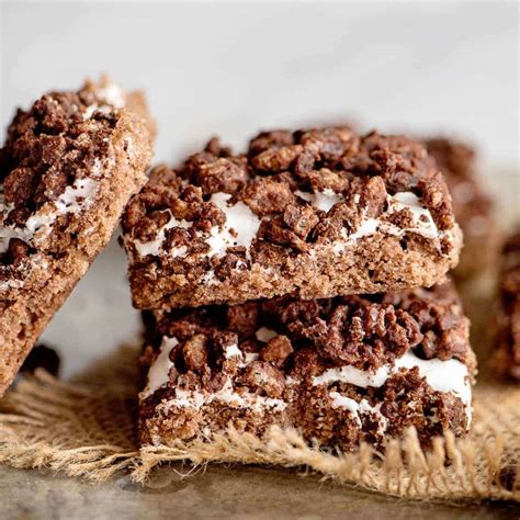 deluxe-chocolate-marshmallow-bars-southern image