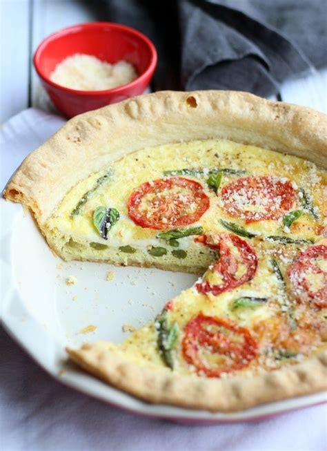 roasted-tomato-and-asparagus-quiche-garden-in-the image