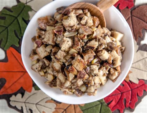 chestnut-and-rye-stuffing-with-bacon-jones-dairy-farm image