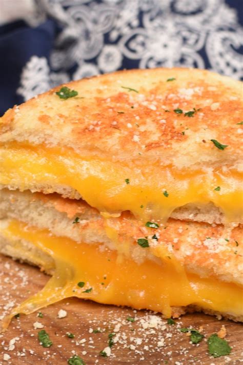 parmesan-grilled-cheese-sandwich-pitchfork-foodie-farms image
