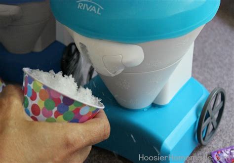 homemade-snow-cones-3-ingredient-syrup image