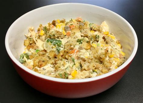 chicken-vegetables-stuffing-casserole-in-dianes image