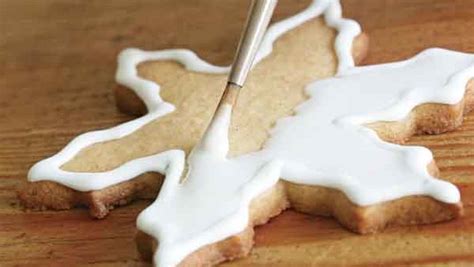 royal-icing-with-egg-whites-recipe-finecooking image