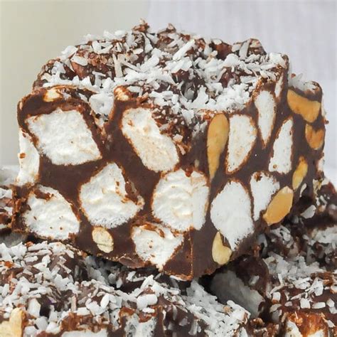 peanut-butter-rocky-road-bars-quick-easy-no-bake-old image
