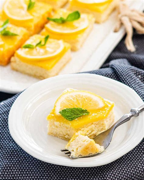 lemon-cheesecake-bars-jo-cooks image