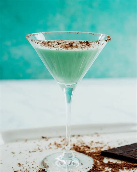 the-grasshopper-drink-classic-cocktail-a-couple-cooks image