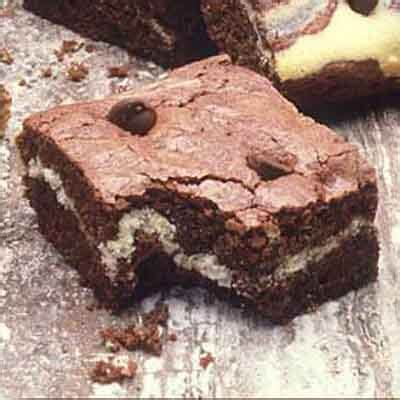 ultimate-chewy-cream-cheese-swirled-brownies-land image