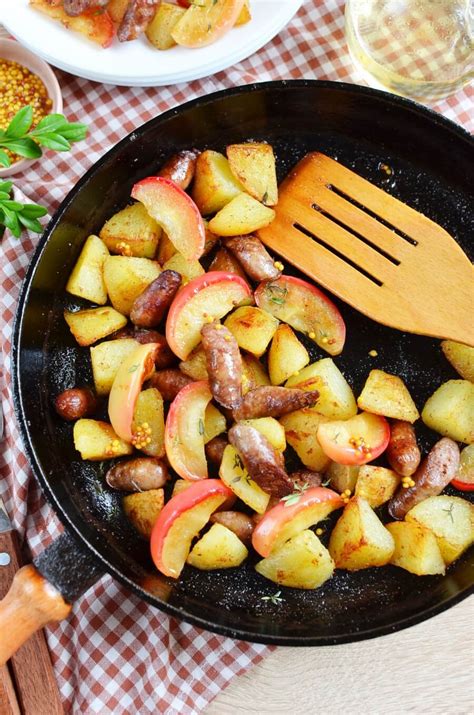 sausage-mustard-apple-hash-recipe-cookme image