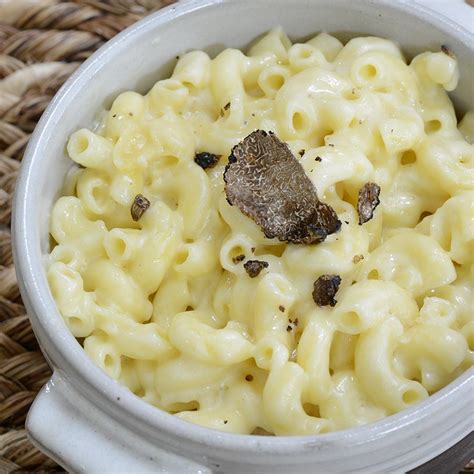 truffled-mac-and-cheese-recipe-by-gourmet-food-world image