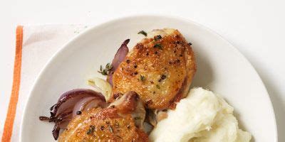 pan-fried-chicken-and-mashed-potatoes image
