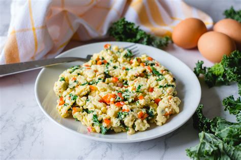 creamy-veggie-scrambled-eggs-oh-my-veggies image