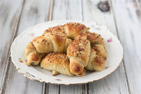 recipe-for-danish-butterhorns-with-hazelnuts-easy image