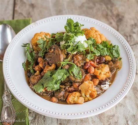 indian-bean-and-chickpea-stew-with-mushrooms-the image