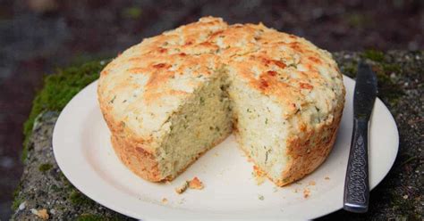 herb-and-garlic-quick-bread-bush-cooking image