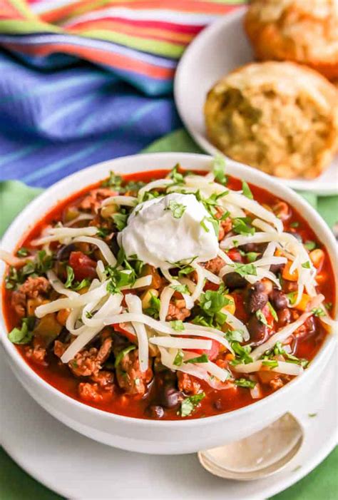 healthy-southwest-turkey-chili-with-corn-and-black-beans image
