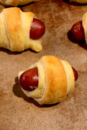 little-red-smokies-mini-pigs-in-a-blanket image