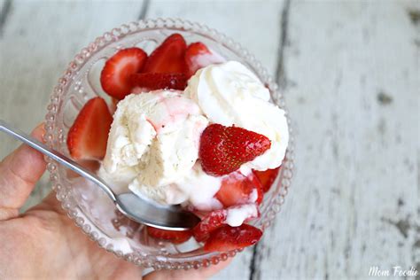 strawberry-shortcake-sundae-recipe-mom-foodie image