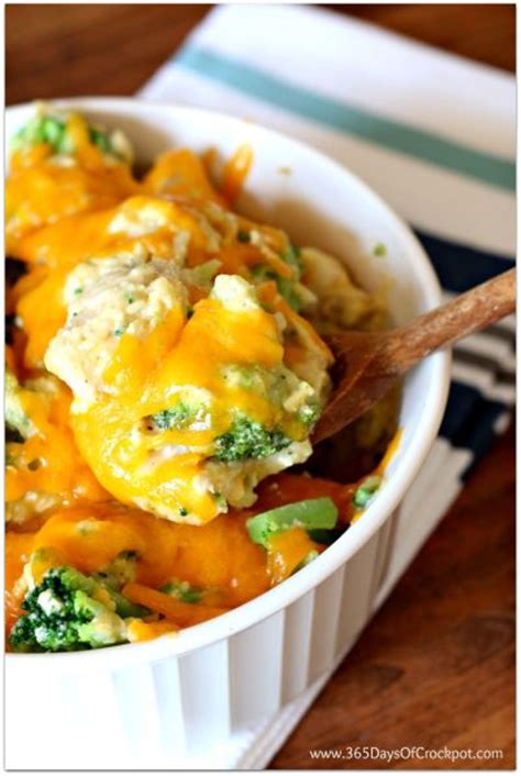 slow-cooker-cheesy-chicken-broccoli-and-rice-casserole image