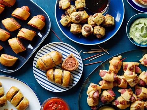 food-network-pigs-in-other-blankets-super-bowl image