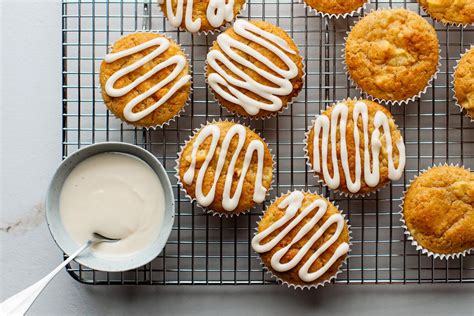 apple-cinnamon-muffins-the-spruce-eats image