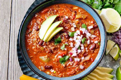 spicy-vegetarian-chili-simply image
