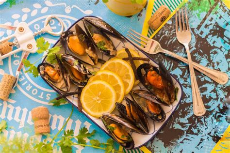 spicy-coconut-mussels-sea-food-easy image