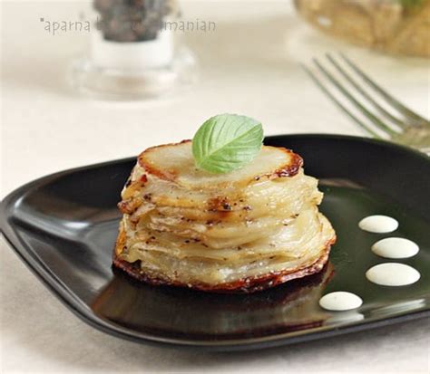 pommes-anna-potatoes-anna-french-baked-potatoes image
