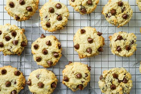monk-fruit-chocolate-chip-cookies-made-with-almond image