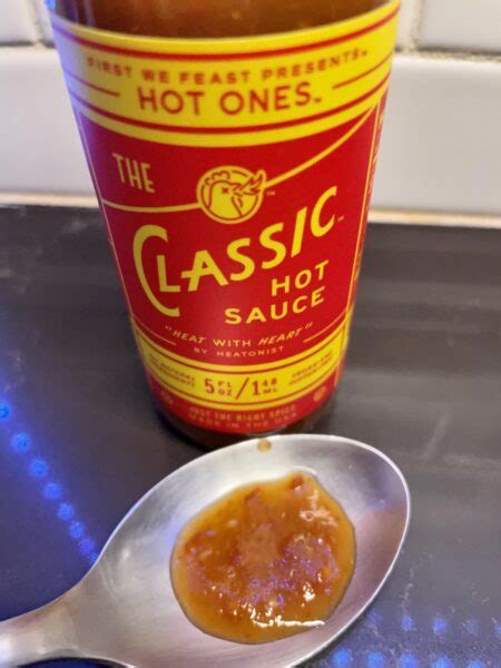 hot-ones-the-classic-hot-sauce-review-pepperscale image