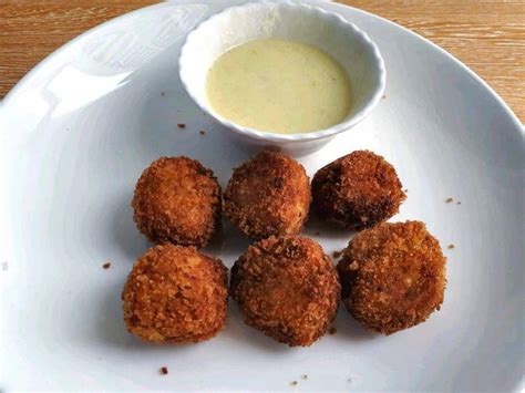 the-best-chicken-croquette-recipe-the image