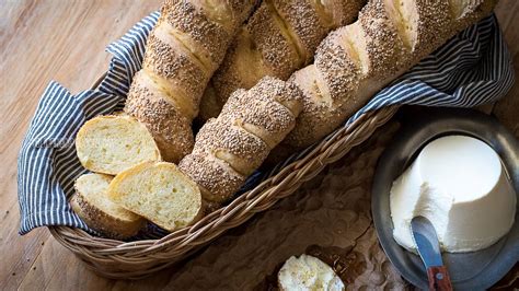semolina-bread-healthy-easy-delicious-italian image
