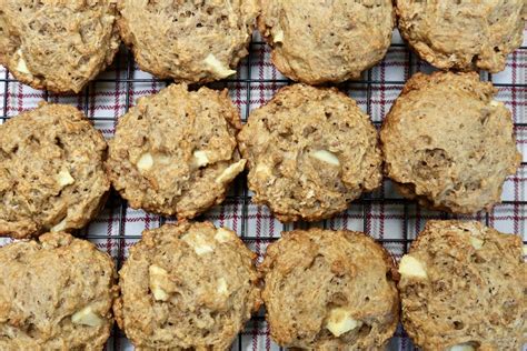healthy-bran-muffins-with-applesauce image