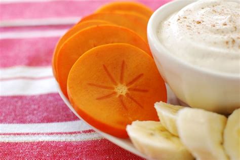 cinnamon-vanilla-fruit-dip-eating-made-easy image
