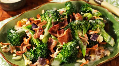 broccoli-cheddar-salad-with-creamy-garlic-dressing image