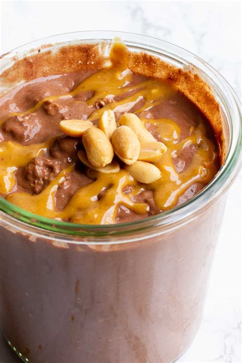 healthy-chocolate-peanut-butter-overnight-oats image