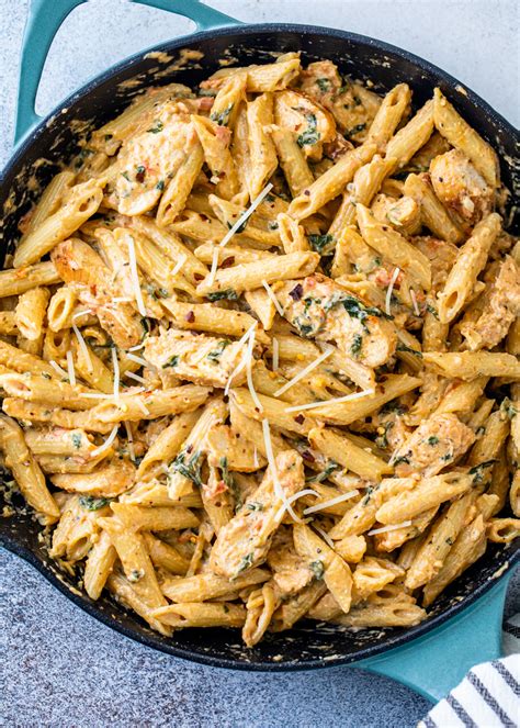 creamy-garlic-chicken-pasta-gimme-delicious image