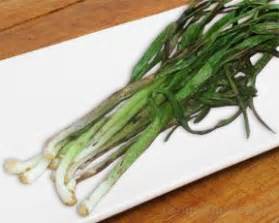grilled-green-garlic-recipe-recipetipscom image