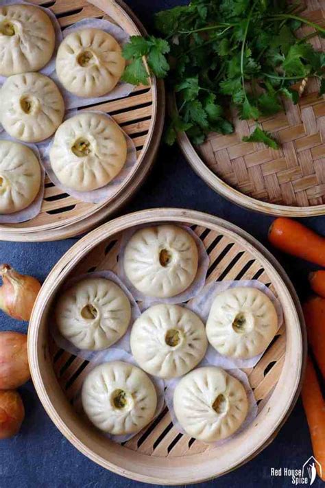 steamed-bao-buns-包子-a-complete-guide-red-house image