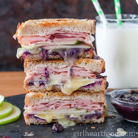grilled-ham-and-brie-sandwich-girl-heart-food image