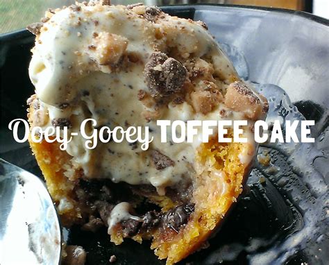 a-diamond-mind-ooey-gooey-toffee-cake-blogger image