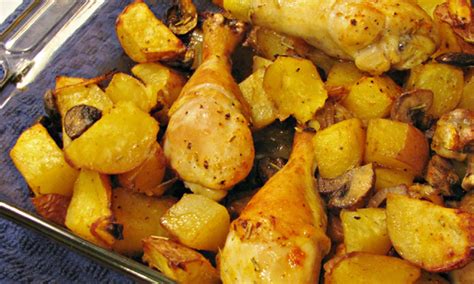 baked-garlic-chicken-and-potatoes-i-love-arabic-food image