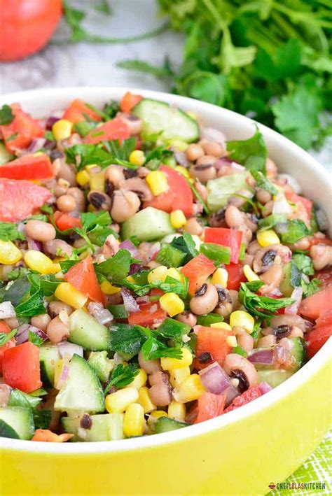 black-eyed-peas-salad-with-simple-vinaigrette-dressing image
