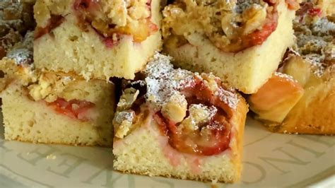 plum-cake-with-streusel-recipe-cuisine-fiend image