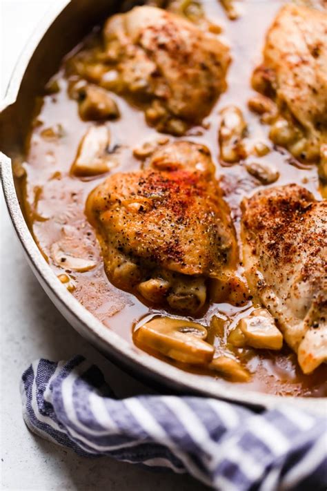 braised-chicken-with-mushrooms-and-leeks image