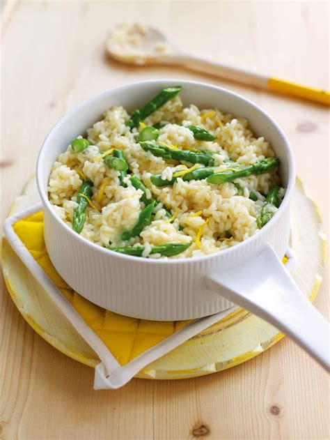 asparagus-and-lemon-risotto-recipe-delicious-magazine image