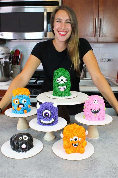 monster-cakes-the-easiest-and-cutest-little-cakes image