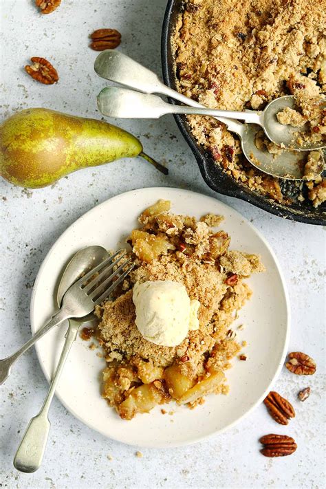 pear-and-ginger-crumble-the-last-food-blog image