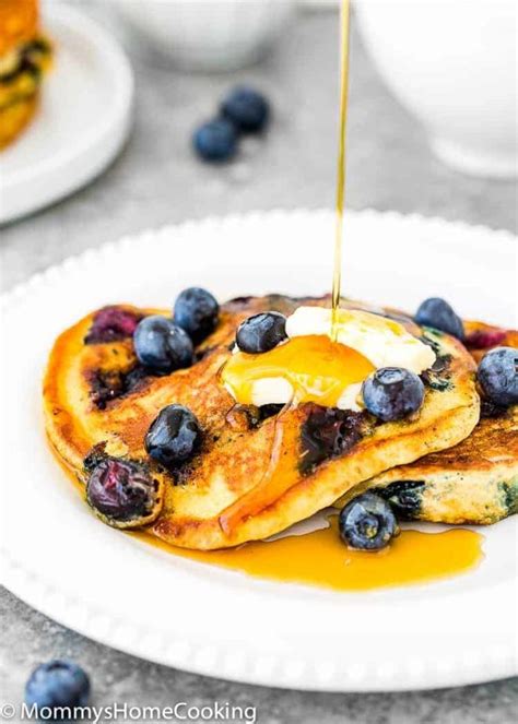easy-eggless-blueberry-pancakes-mommys-home-cooking image